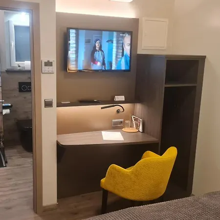 Lins ベッド・アンド・ブレックファスト