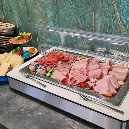 住宿加早餐酒店 Lins *