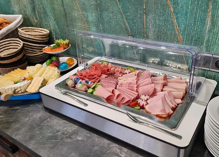 Alojamento de Acomodação e Pequeno-almoço Lins 3*